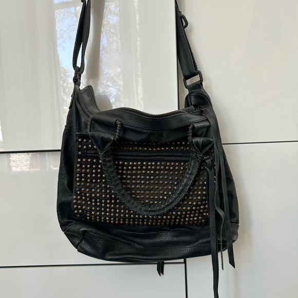 Black leather Cleobella bag with studs - Picture 3 of 12